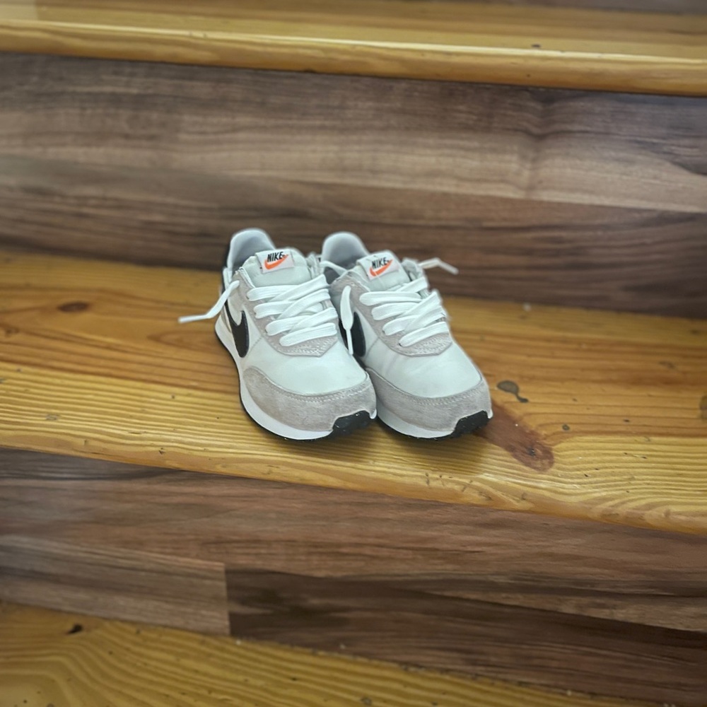 Kids Nike waffles 🧊